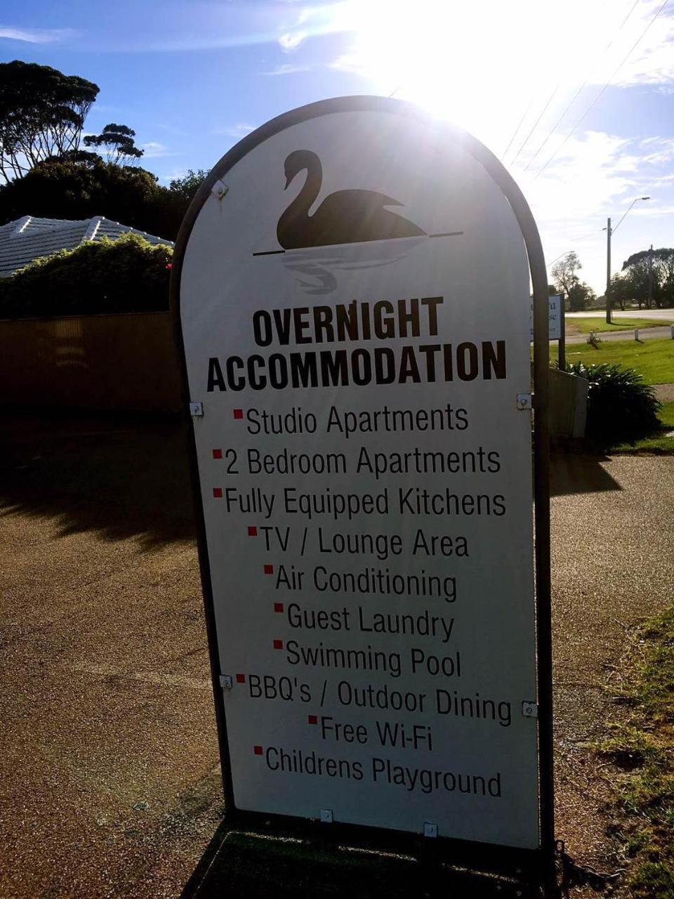 Black Swan Motor Inn Lakes Entrance Zewnętrze zdjęcie